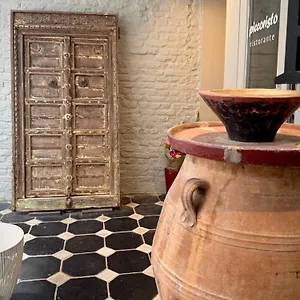 Bed & Breakfast Accademia00 Maastricht
